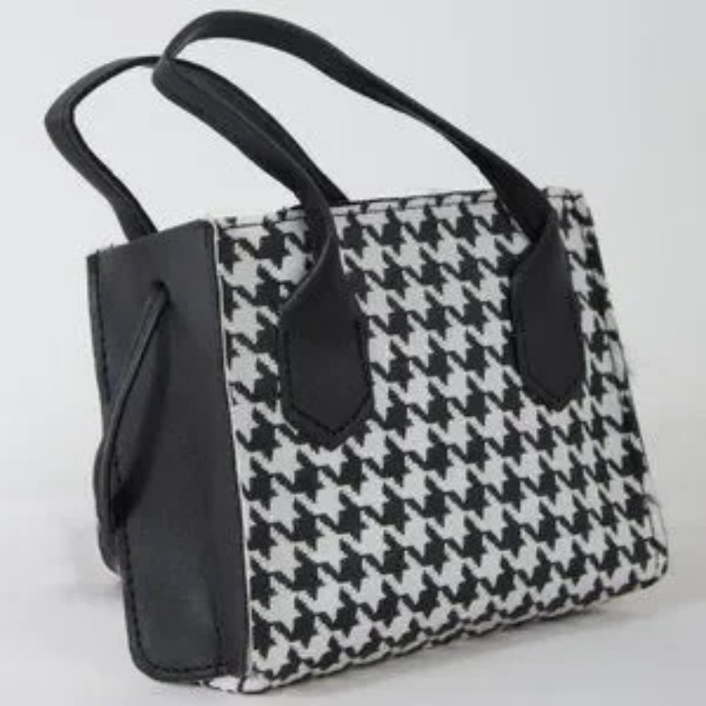 New Mini Houndstooth Crossbody Shoulder Bag Black and White